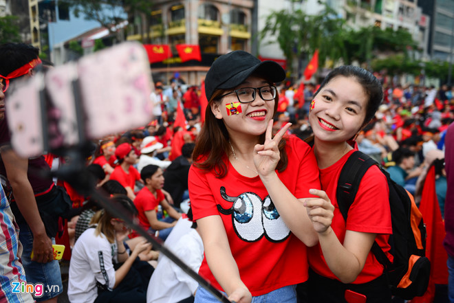 Fanzone Mỹ Đình nóng bỏng chờ trận cầu lịch sử của U23 Việt Nam Fanzone Mỹ Đình nóng bỏng chờ trận cầu lịch sử của U23 Việt Nam